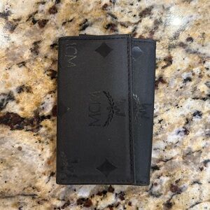 MCM Key Case Black Logo Used